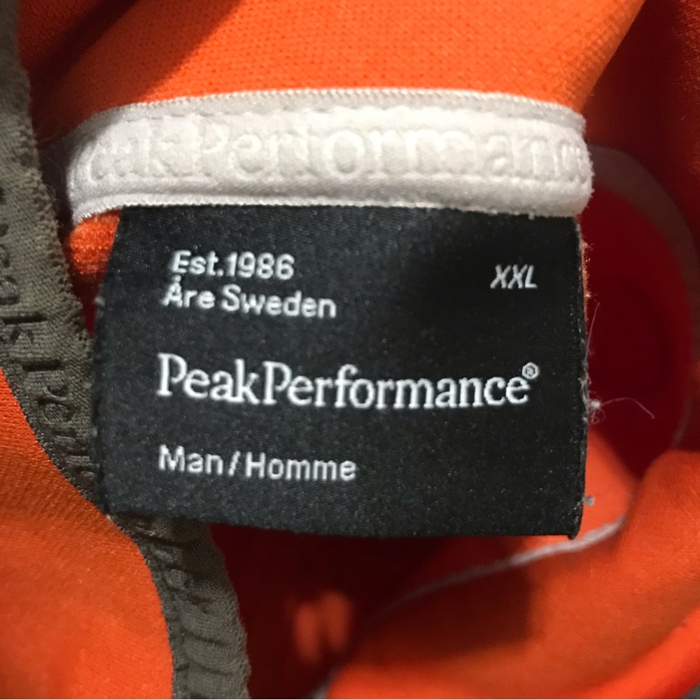 Peak Performance jacket - Picture 11 of 12